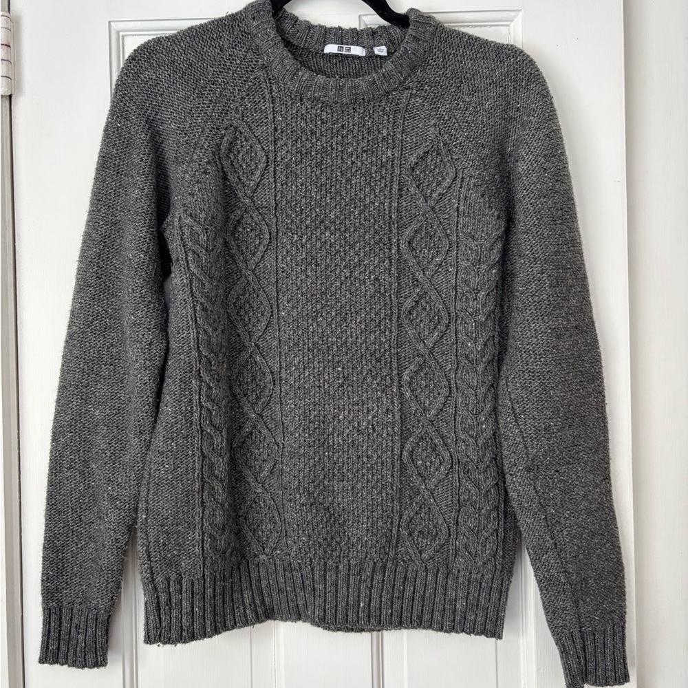 Uniqlo Dark Gray Fisherman Cableknit Sweater